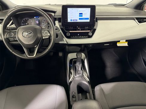 Used 2025 Toyota Corolla SE image 22