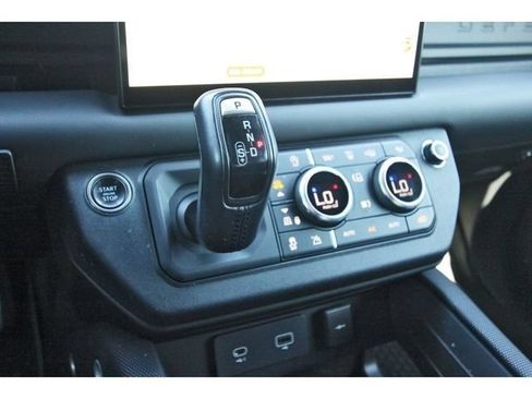 Used 2023 Land Rover Defender 110 Carpathian Edition AWD/4WD image 24