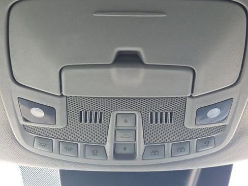 Used 2020 Lincoln Navigator Reserve w/ Luxury Package image 35