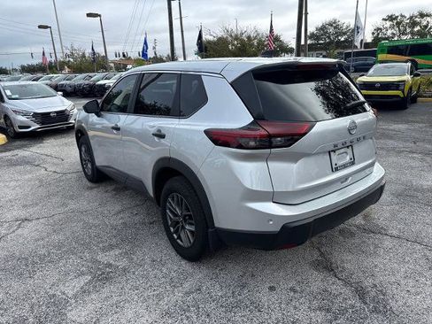 Certified 2025 Nissan Rogue S image 7