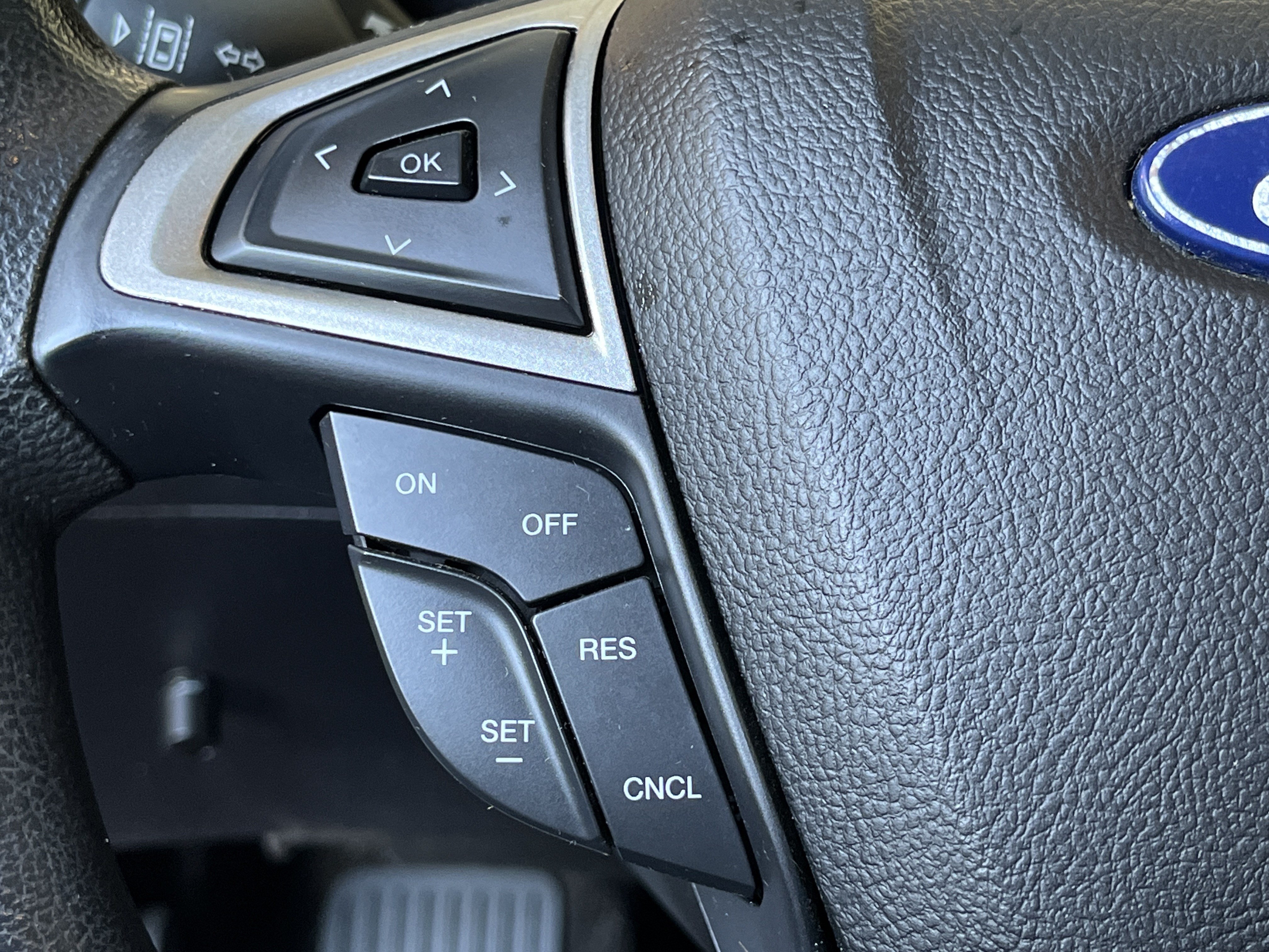Certified 2020 Ford Fusion SE FWD image 23