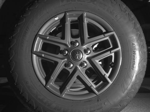 Used 2025 Jeep Wrangler Unlimited Sport AWD/4WD image 14