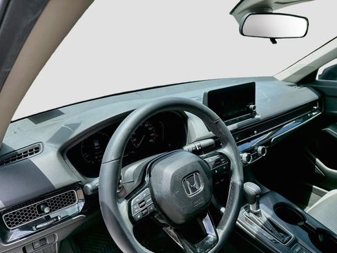 Used 2024 Honda Civic EX image 11
