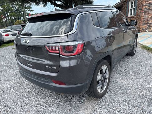 Used 2020 Jeep Compass Limited FWD image 3