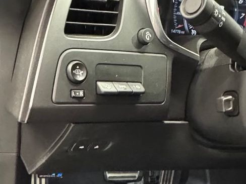 Used 2019 Chevrolet Corvette Stingray Coupe w/ 2LT Preferred Equipment Group RWD image 25