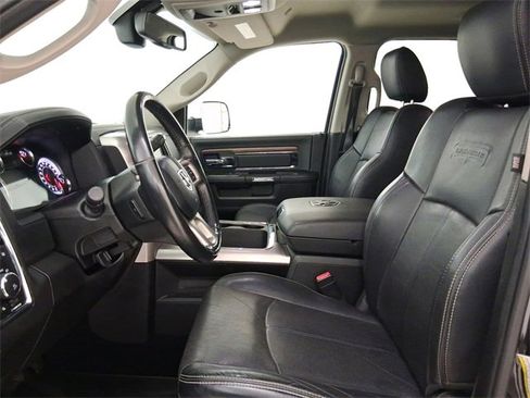 Used 2018 RAM 2500 Laramie image 12