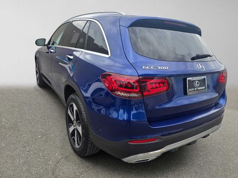 Used 2021 Mercedes-Benz GLC 300 4MATIC image 5