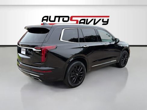 Used 2024 Cadillac XT6 Premium Luxury AWD/4WD image 7