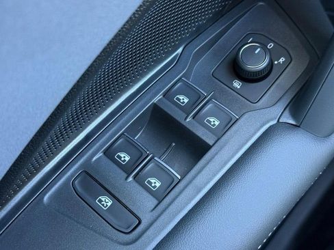 New 2026 Volkswagen Tiguan SE AWD/4WD image 15