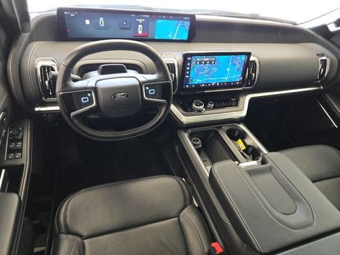 Used 2025 Ford Expedition Max Platinum w/ Stealth Appearance Package AWD/4WD image 20