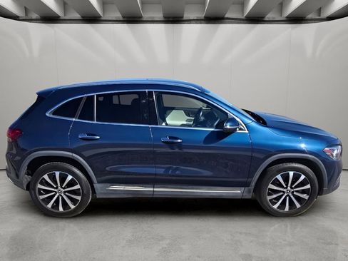 Used 2022 Mercedes-Benz GLA 250 4MATIC w/ Premium Package Lite image 6