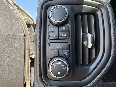 Used 2021 Chevrolet Silverado 1500 Custom AWD/4WD image 16