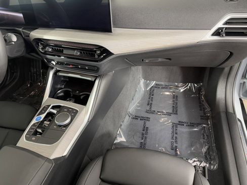 Used 2025 BMW i4 xDrive40i w/ M Sport Package image 10