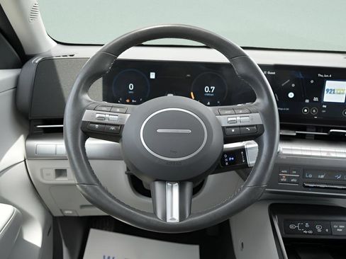 Certified 2024 Hyundai Kona Limited FWD image 16