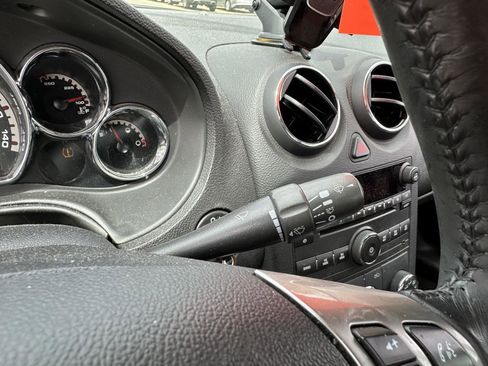 Used 2009 Pontiac G6 Sedan w/ Sport Package 2 FWD image 25