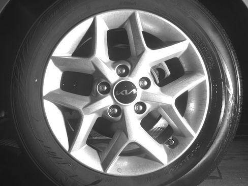 Used 2025 Kia Soul LX w/ LX Technology Package image 14