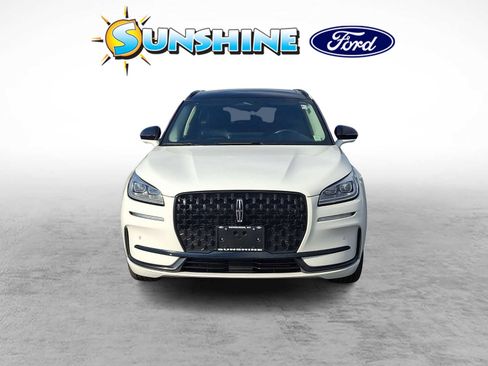 Used 2023 Lincoln Corsair Reserve w/ Equipment Group 201A image 2