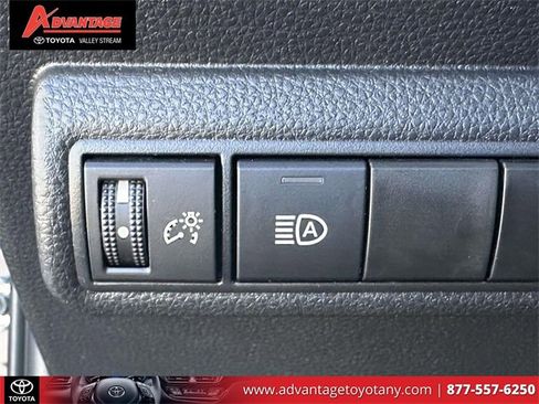 Used 2024 Toyota Corolla LE image 24