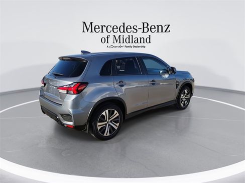 Used 2022 Mitsubishi Outlander Sport ES image 8
