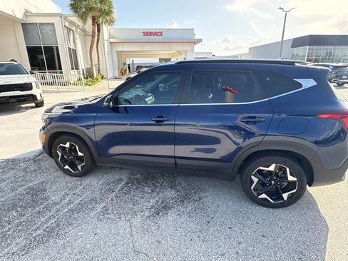 Certified 2025 Kia Seltos EX w/ EX Sunroof Package FWD image 1