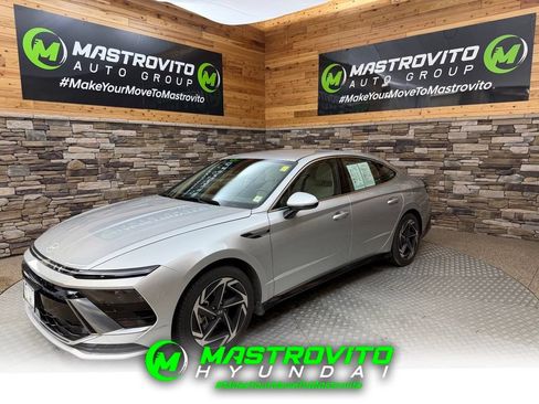 Used 2026 Hyundai Sonata SEL FWD image 1