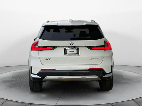 Certified 2026 BMW X1 xDrive28i w/ Convenience Package AWD/4WD image 6