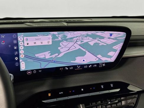Used 2025 Buick Enclave Preferred FWD image 15