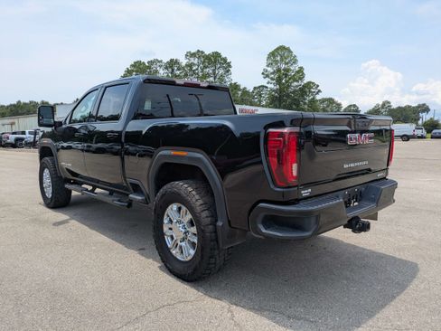 Used 2022 GMC Sierra 2500 AT4 AWD/4WD image 6
