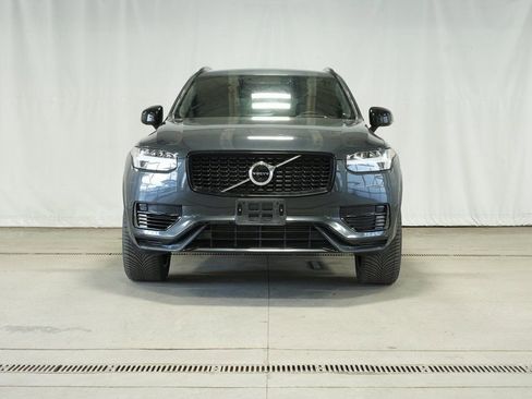 Used 2022 Volvo XC90 T8 R-Design w/ Advanced Package image 8