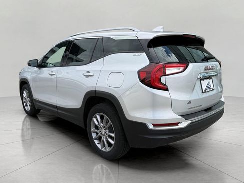 Used 2022 GMC Terrain SLT AWD/4WD image 10