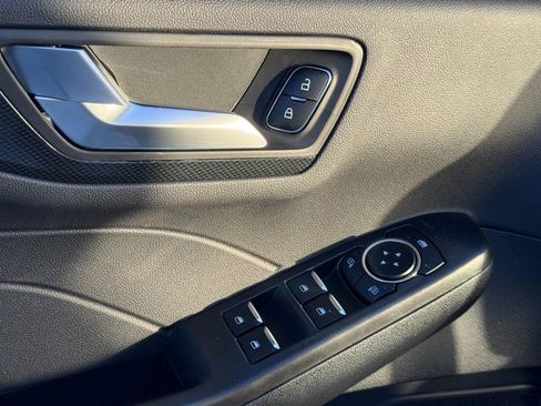 New 2026 Ford Escape ST-Line Select image 10