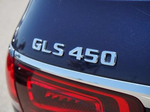 Used 2022 Mercedes-Benz GLS 450 4MATIC image 12