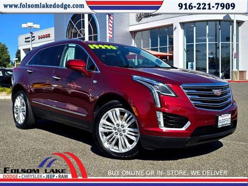 Used 2018 Cadillac XT5 Premium Luxury FWD image 1