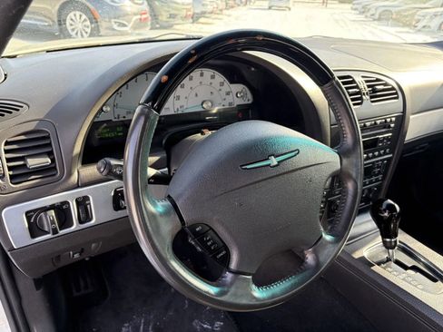 Used 2002 Ford Thunderbird Deluxe image 13
