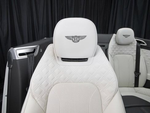 Used 2020 Bentley Continental GT V8 First Edition image 48