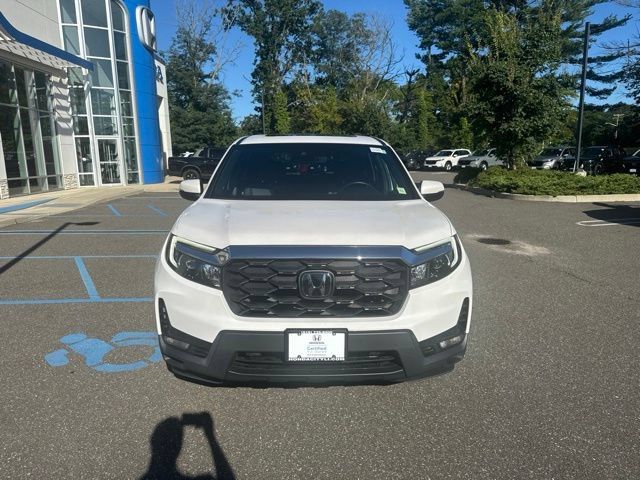 Certified 2024 Honda Passport EX-L image 3