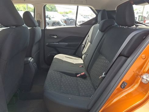 Used 2024 Nissan Kicks SV FWD image 18