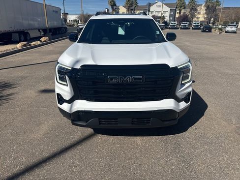 New 2026 GMC Terrain Elevation w/ Elevation Premium Package image 2