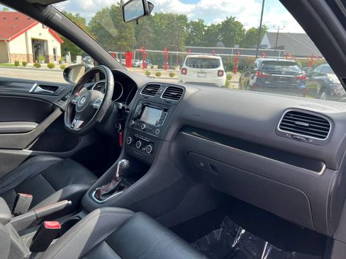 Used 2014 Volkswagen GTI Driver's Edition FWD image 23