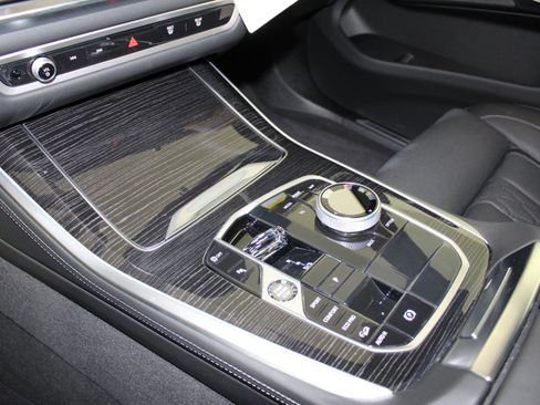 Certified 2025 BMW X5 xDrive40i image 24