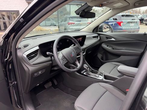 Used 2025 Buick Encore GX Preferred image 14