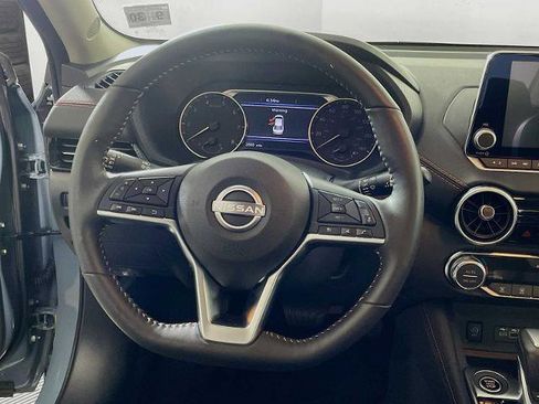 Certified 2025 Nissan Sentra SR w/ SR Premium Package FWD image 9