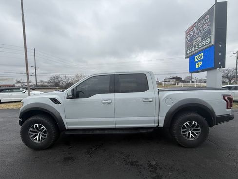 Used 2017 Ford F150 Raptor w/ Equipment Group 802A Luxury image 6