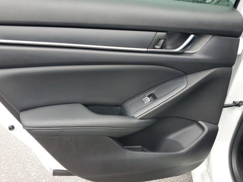 Used 2022 Honda Accord Sport Special Edition image 13