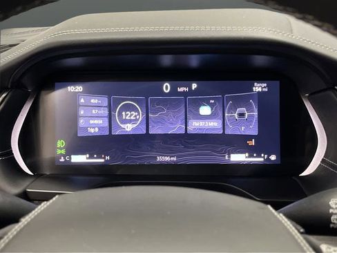 Used 2023 Jeep Grand Cherokee L Overland image 18