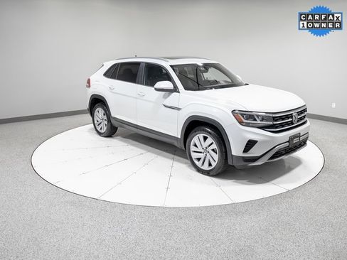 Used 2021 Volkswagen Atlas Cross Sport SE w/ Panoramic Sunroof Package image 28
