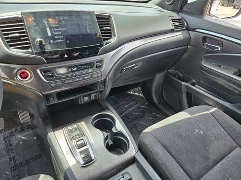 Used 2022 Honda Pilot Sport image 21