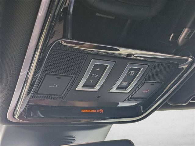 Used 2018 Land Rover Range Rover Sport HSE AWD/4WD image 14