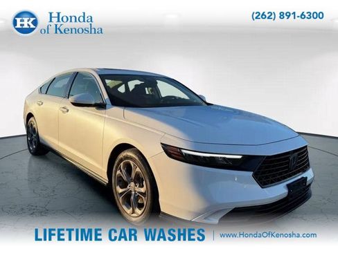 Certified 2024 Honda Accord EX image 4