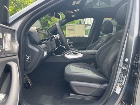 New 2025 Mercedes-Benz GLS 63 AMG 4MATIC image 22